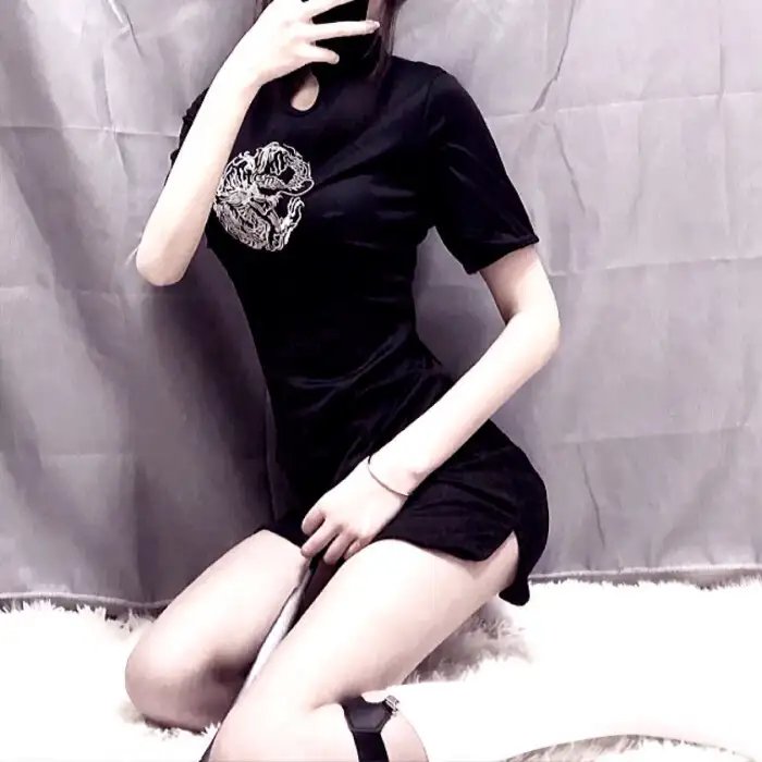 放荡男女一家春